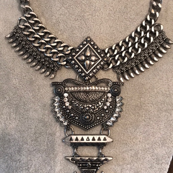 🆕 Beautiful and intricate necklace. - Picture 6 of 7